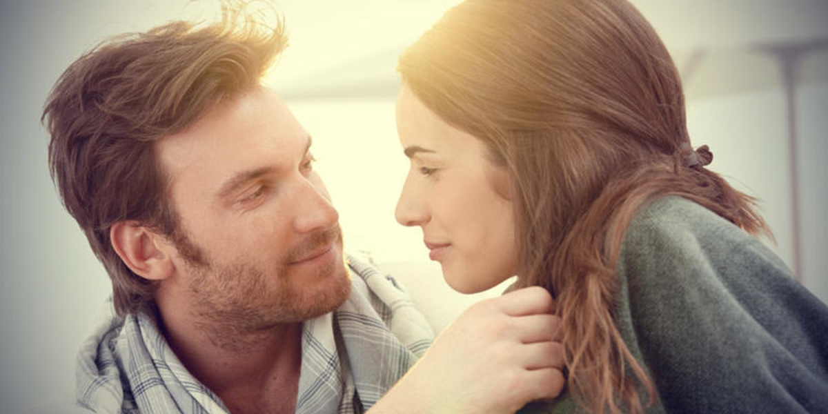 كيف تتجاهل المرأة الرجل اللعوب - مجلة هي